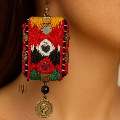 گوشواره سوزن دوزی